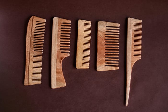 Neem -Tail Comb - Image 3